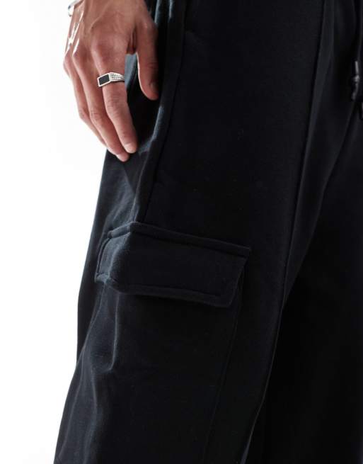 ASOS DESIGN heavyweight smart cargo joggers in black, 3 of 5