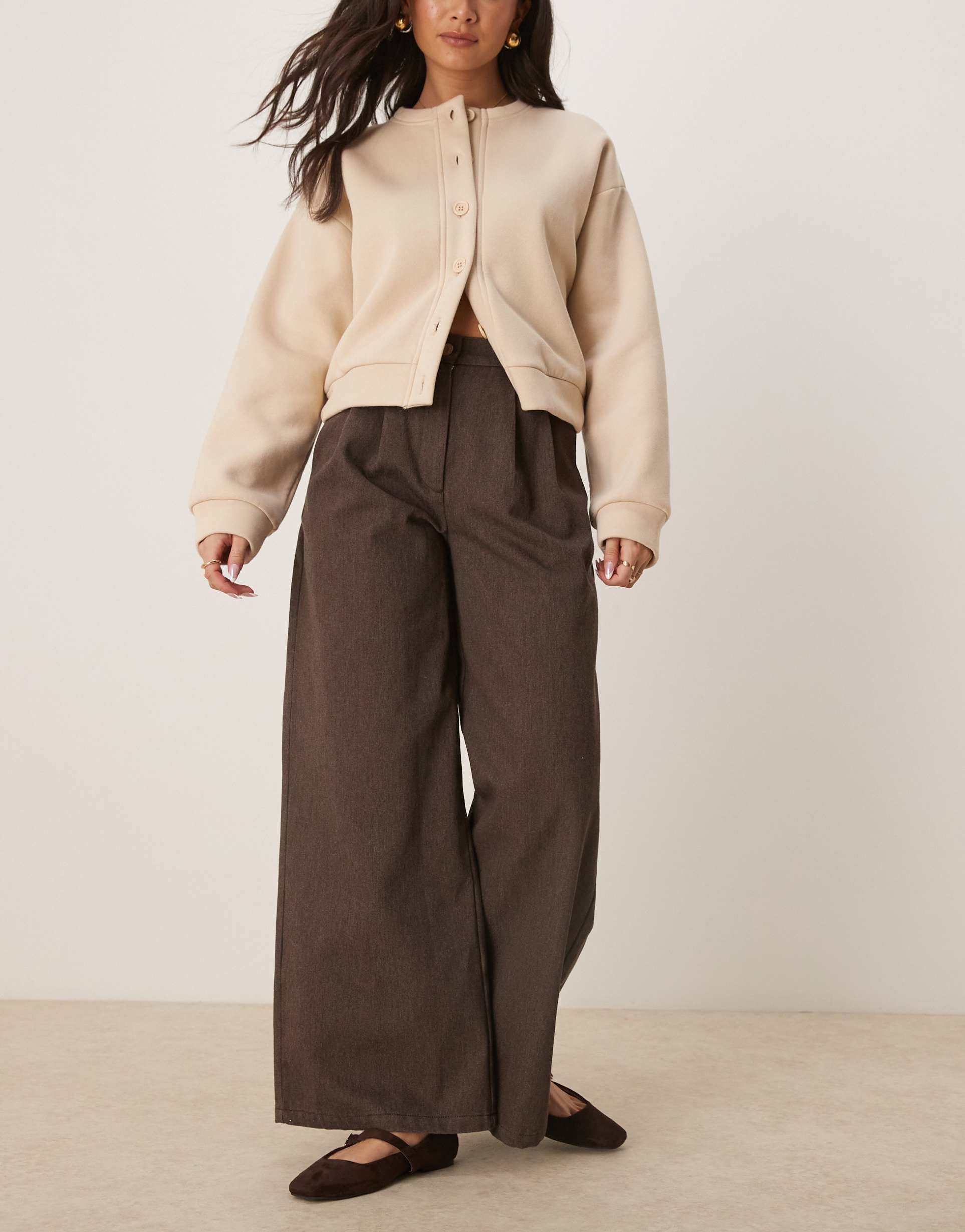 asos design heavyweight twill pleated pants in brown