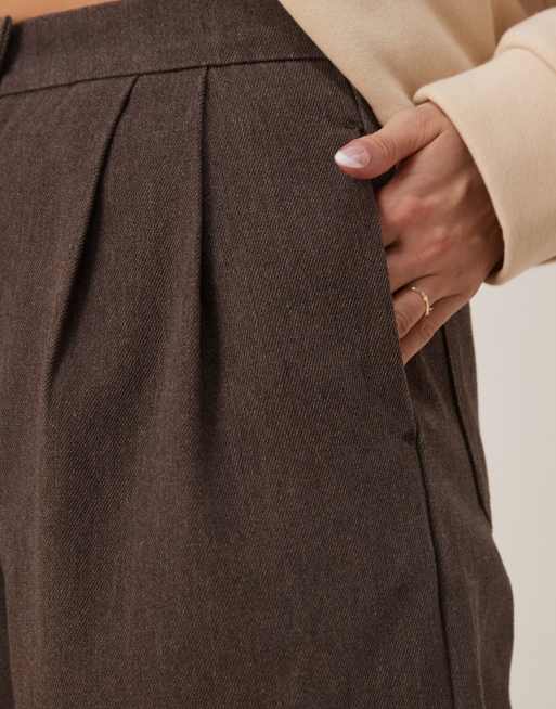 ASOS DESIGN heavyweight twill pleated trousers in brown, 5 of 5