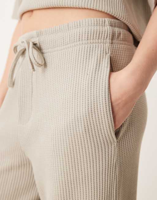 ASOS DESIGN heavyweight waffle knit sweatpants in light khaki - part of a set, 3 of 5