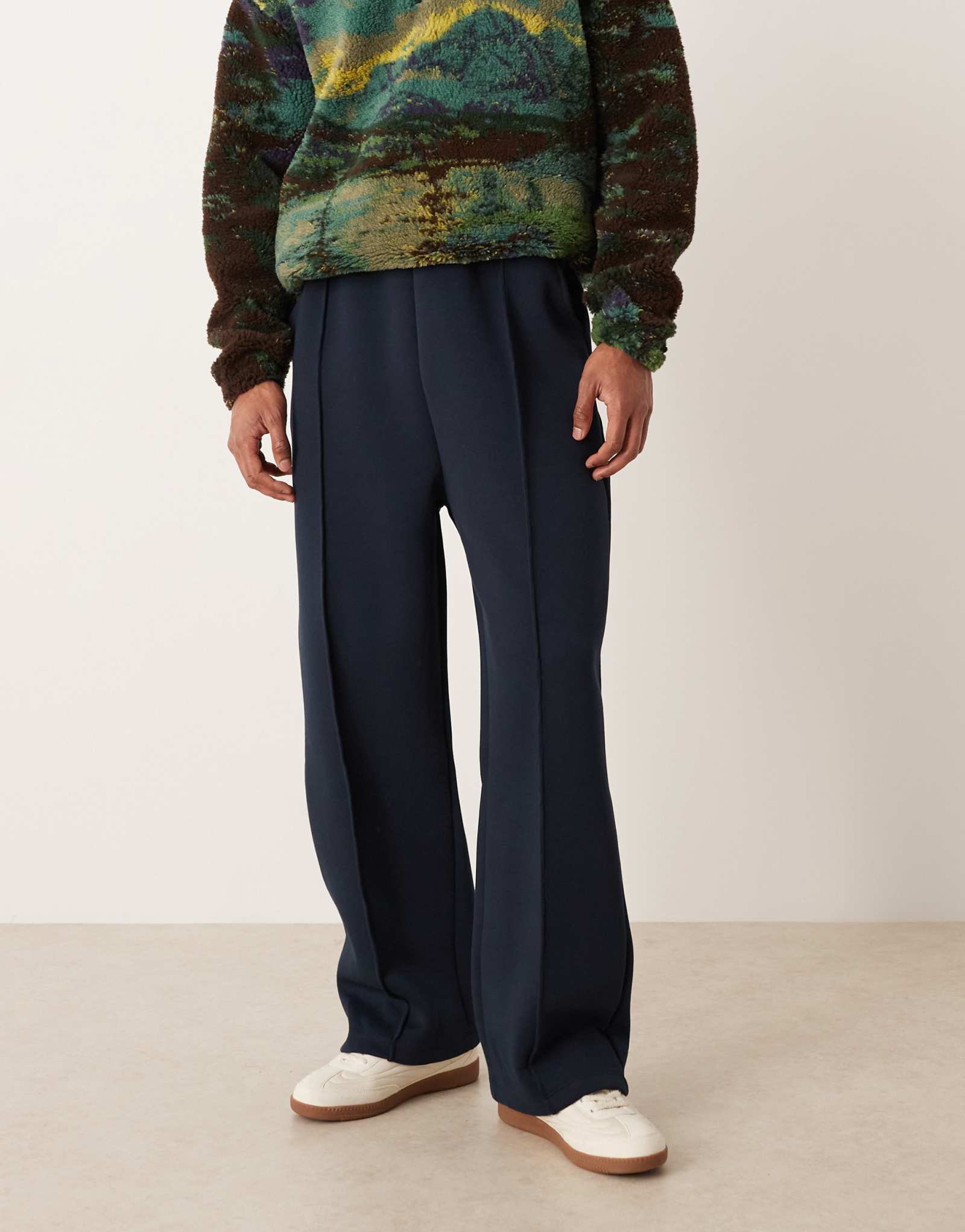 Спортивные брюки ASOS DESIGN heavyweight wde leg со складками из ткани в стиле акваланга темно-синего цвета 