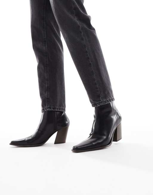 ASOS DESIGN heeled chelsea boot in black leather with natural sole