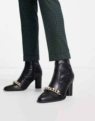 asos design heeled chelsea boots with pointed toe in black leather with black sole