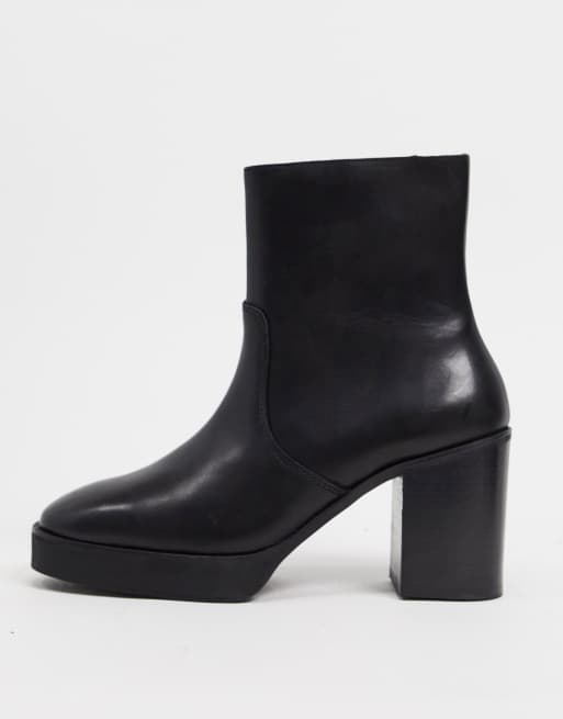 ASOS DESIGN heeled chelsea boots in black leather with black platform ...