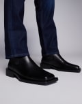 [ASOS DESIGN] ASOS DESIGN heeled chelsea boots in black leather with square toe 39 Black