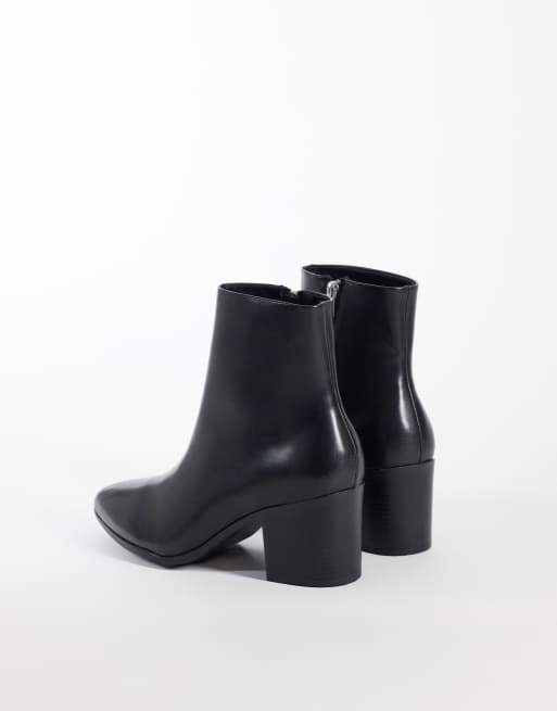 ASOS DESIGN heeled chelsea boots in black, 4 of 4