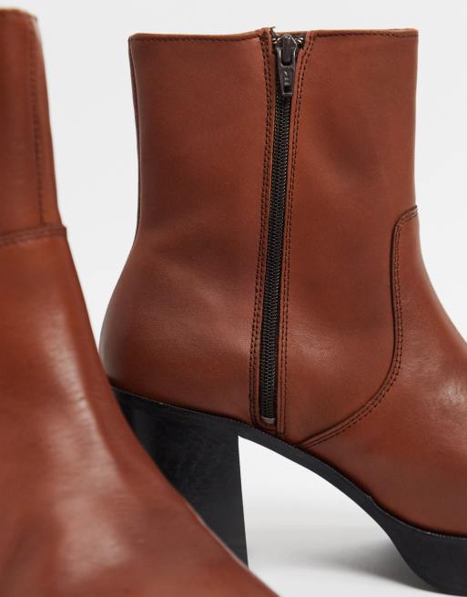 Asos brown chelsea outlet boots