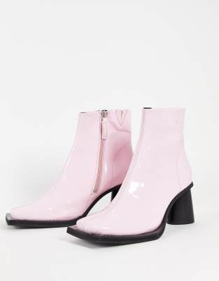 ASOS DESIGN Heeled chelsea boots in pink patent faux leather with ...
