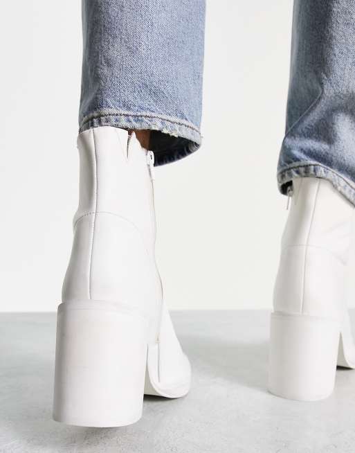 ASOS DESIGN Heeled chelsea boots with angled toe in white leather