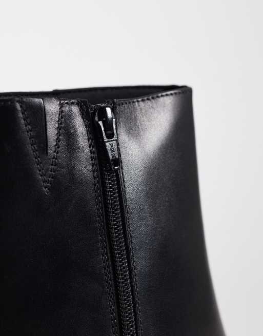 ASOS DESIGN heeled chelsea boots with natural soles in black leather, 4 of 4