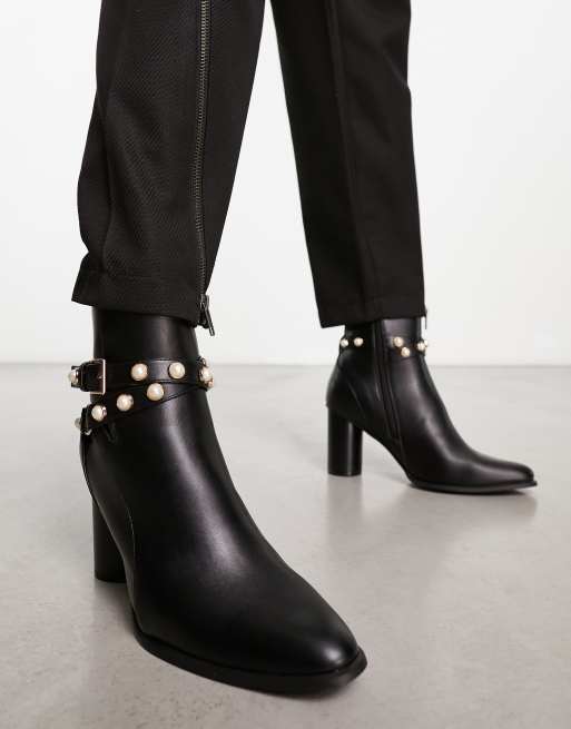 Girls Patent Leather Ankle Boots Pearl Chain Design Lace Up Side