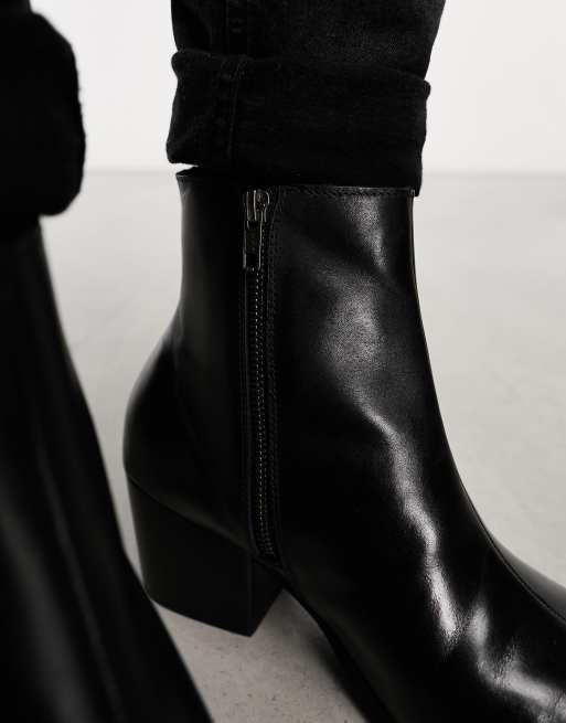 tack boble relæ ASOS DESIGN heeled chelsea boots with pointed toe in black leather | ASOS