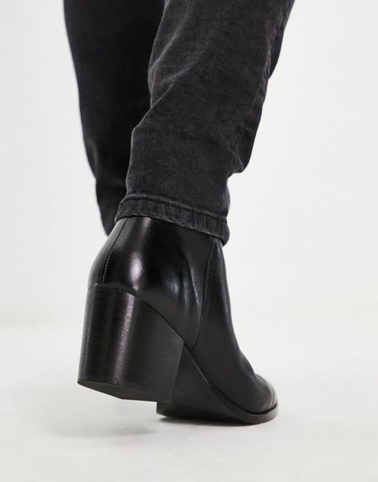 https://images.asos-media.com/products/asos-design-heeled-chelsea-boots-with-pointed-toe-in-black-leather/23918460-2?$n_550w$&wid=550&fit=constrain