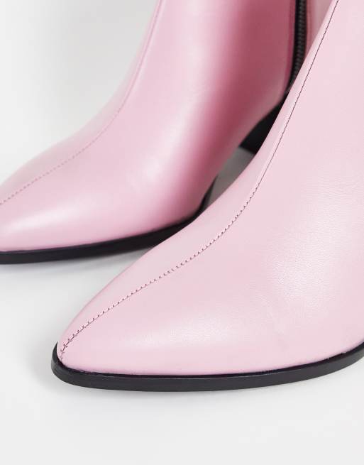ASOS DESIGN heeled chelsea boots with pointed toe in pink leather | ASOS