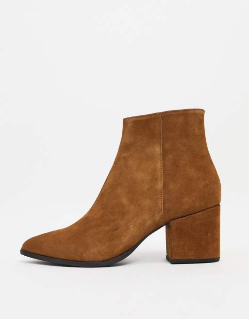asos tan chelsea boots