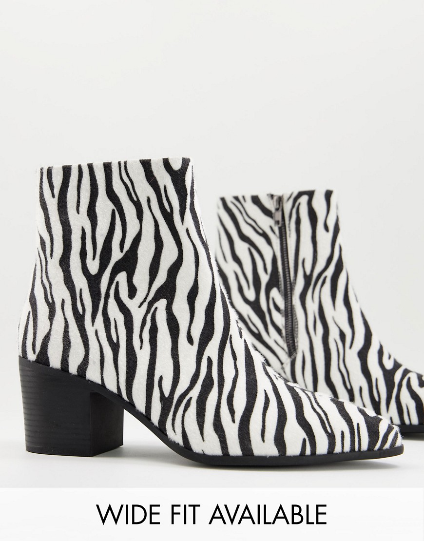 ASOS DESIGN heeled chelsea boots with pointed toe in zebra print-Black