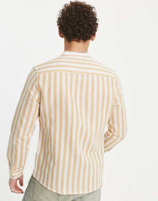ASOS DESIGN – Hemd aus Leinen in Hellbraun gestreift mit regulärer Passform und Grandad-Kragen, 3 von 4