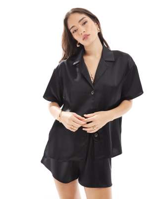 ASOS DESIGN - Hemd aus Satin in Schwarz, Kombiteil