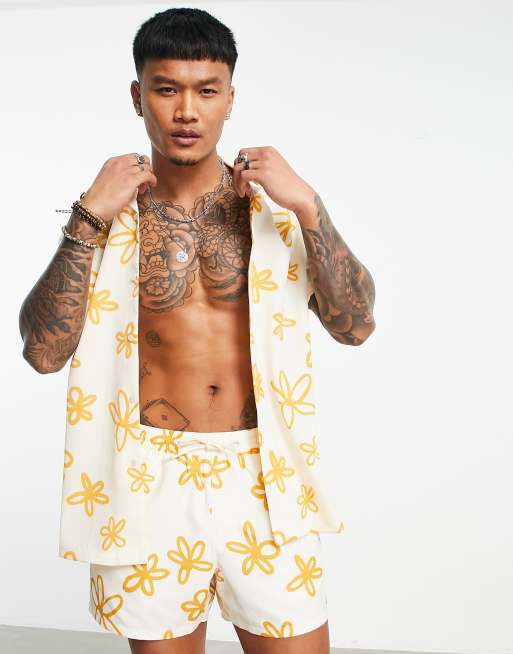 ASOS DESIGN – Hemd in Ecru mit Gänseblümchenprint und Reverskragen, Kombiteil