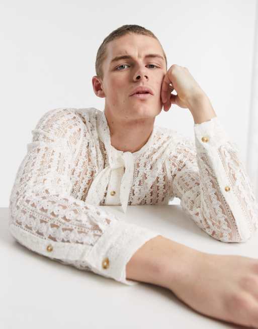 ASOS DESIGN – Hemd in normaler Passform aus Spitze in Naturweiß mit Hemd mit Schleife am Ausschnitt