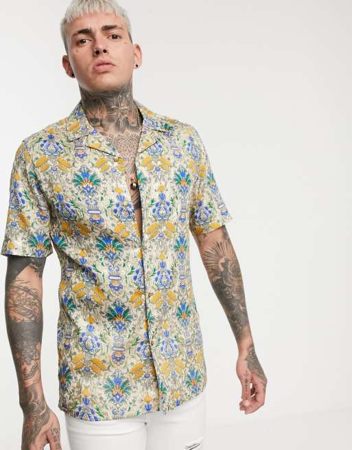 ASOS DESIGN – Hemd in normaler Passform mit Folien-Aztekenmuster