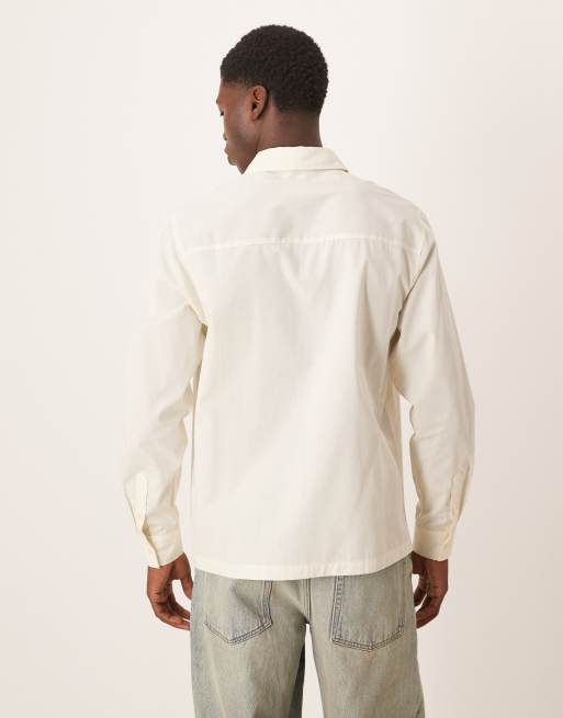 ASOS DESIGN – Hemd in Steinbraun mit Stickerei auf der Brust und regulärer Passform, 3 von 5