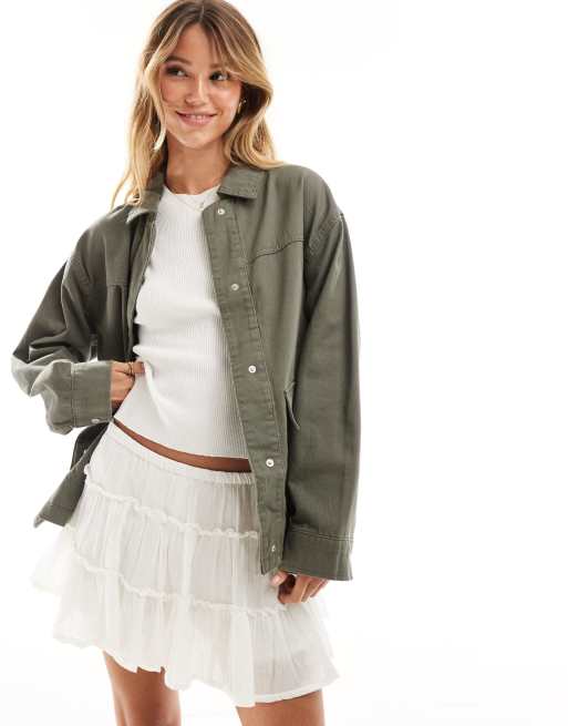 ASOS DESIGN – Hemdjacke aus Baumwoll-Twill in Olivgrün mit Taschen