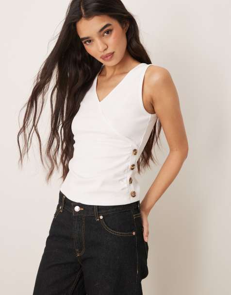 ASOS DESIGN - Hemdje van cupro met overslag en knopen in ecru - view 1