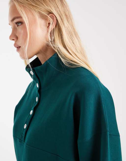 ASOS DESIGN henley interlock-sweat i khaki, 2 av 4