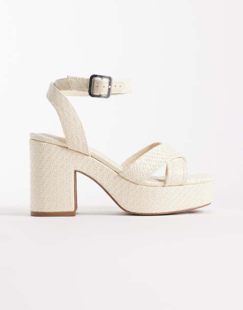 ASOS DESIGN – Henley – Naturvita sandaler i raffia med halvhög klack och bred passform - view 1