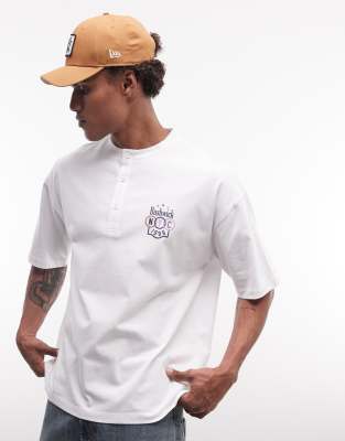 Henley-T-Shirt in Weiß mit Oversize-Schnitt und Brust-Print Weiß M