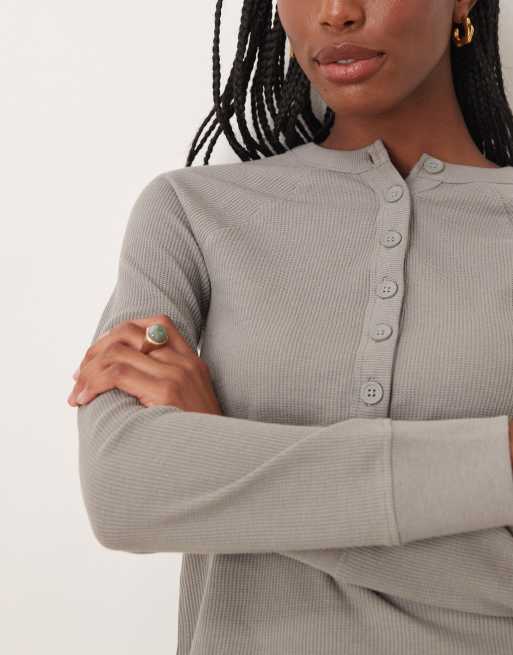ASOS DESIGN - Henley-top van dikke stof met wafelstructuur met raglanmouwen in grijs, 4 van 4