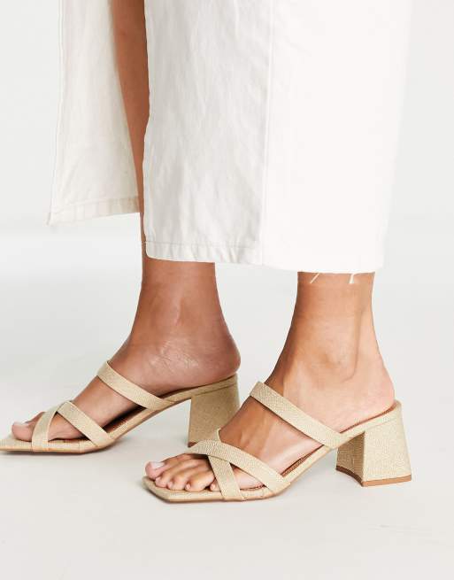 ASOS DESIGN – Herbie – Halvhöga klacksandaler med korsade remmar av naturligt tyg