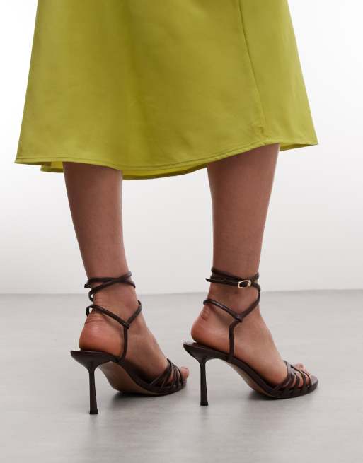 ASOS DESIGN - Heroic - Sandales minimalistes à brides et talon - Chocolat, 4 de 7