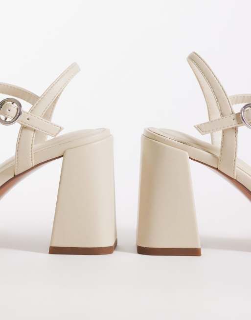 ASOS DESIGN - Heron - Geknoopte sandalen met halfhoge blokhak in gebroken wit, 4 van 4
