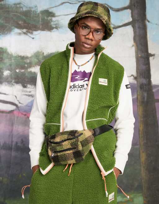 ASOS DESIGN - Heuptasje van borg in groen met ruiten
