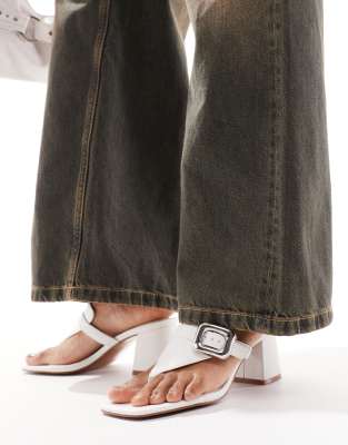 HM 26S KELLY BUCKLE THONG SANDALS IN BROWN CALFSKIN SILVER HARDWARE