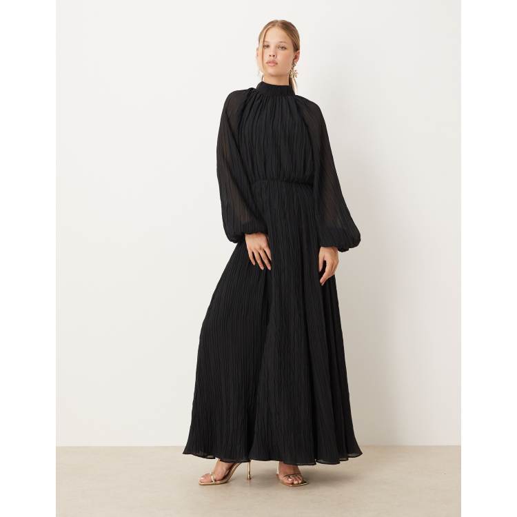 208838782-1-black?$n_750w$&wid