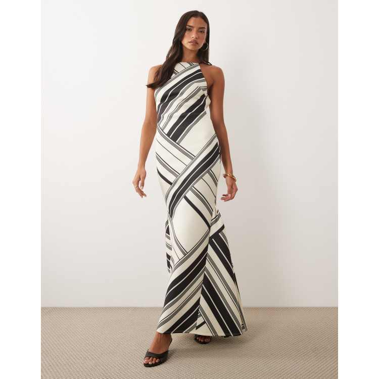 nude bonded scuba pleated one shoulder fishtail maxi dress Solid Color One Shoulder 3D Floral Mesh Fishtail Maxi Dress