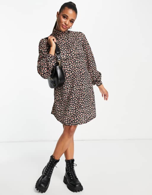 Black and red 2024 leopard print dress