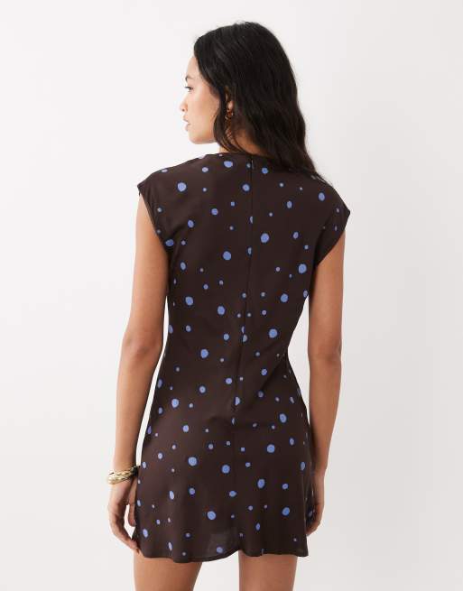 ASOS DESIGN high neck mini dress in chocolate & blue dot, 4 of 4