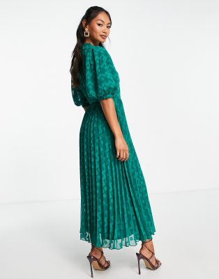 Dobby Pleated High Neck Midi Dress