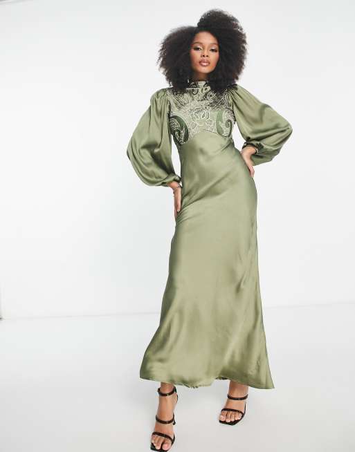 Olive green maxi 2025 dress with sleeves