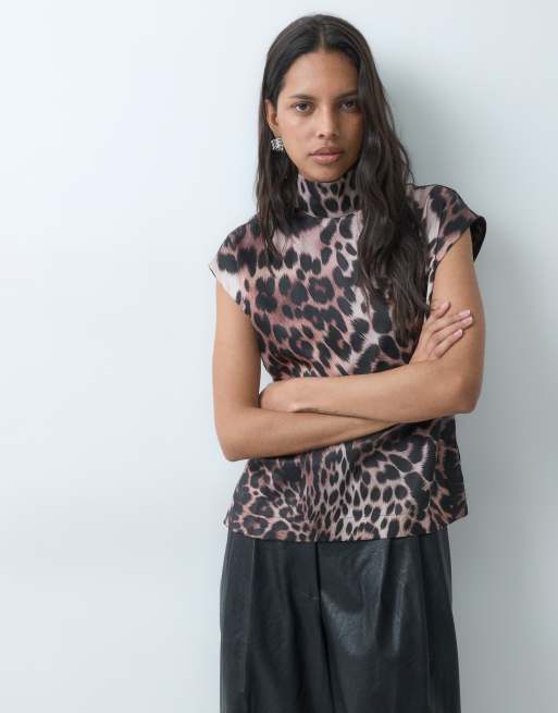 ASOS DESIGN high neck sleeveless co-ord top in leopard print, 2 of 3