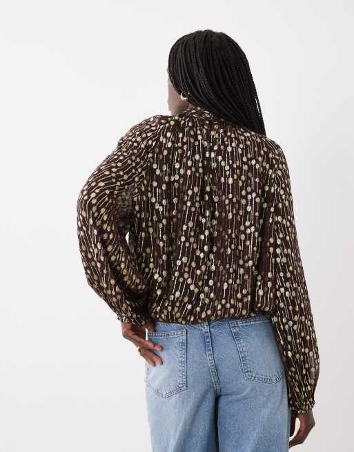ASOS DESIGN high neck volume blouse in gold jacquard, 3 of 4