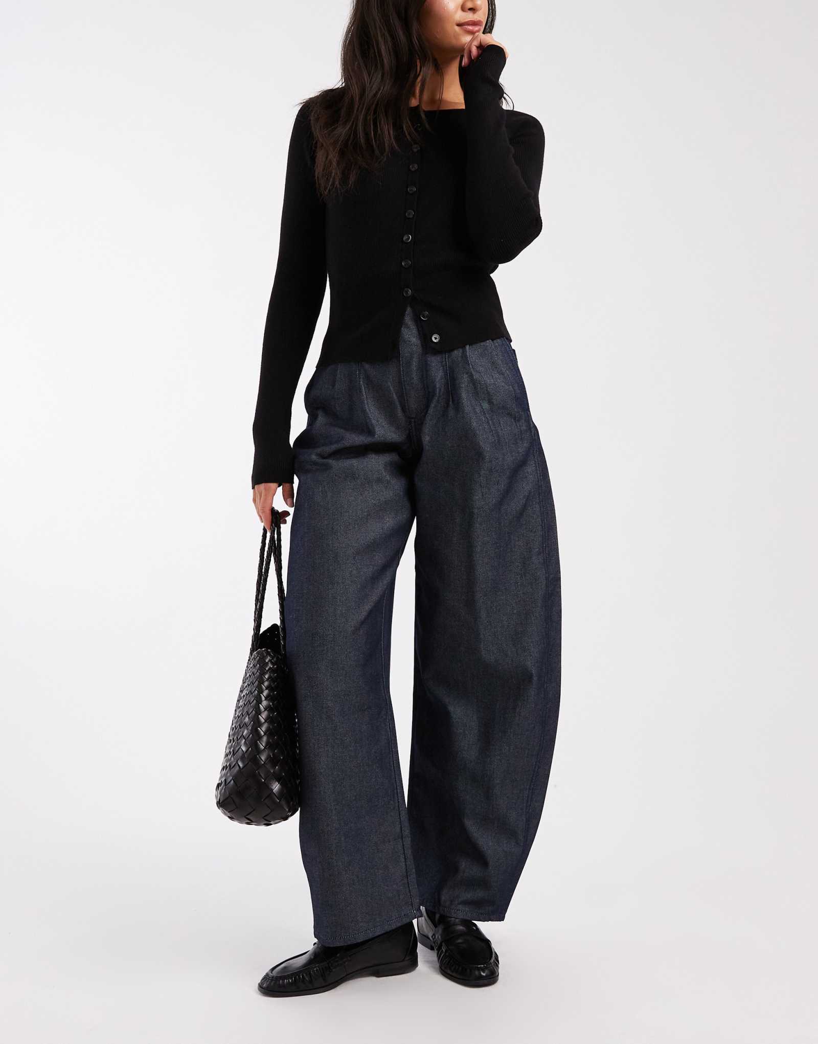 ДИЗАЙНЕРСКИЕ джинсы-бочкообразки ASOS с высокой посадкой и детализацией швов при полоскании