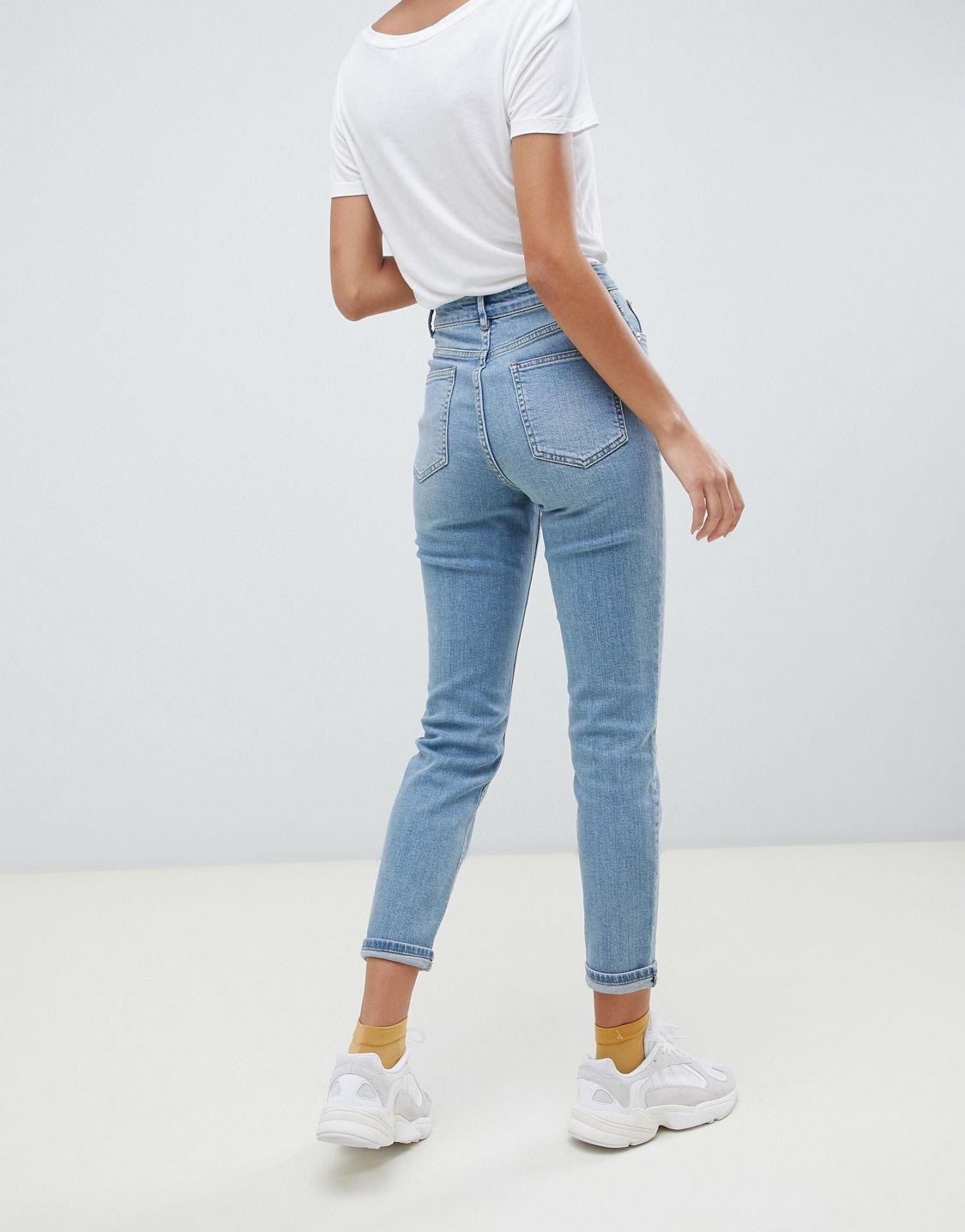 High Rise Jeans (джинсы с высокой посадкой)