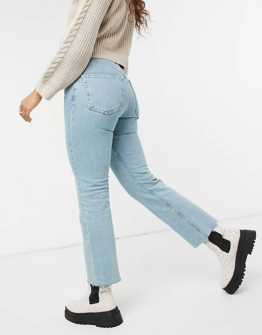 high rise stretch 'effortless' cropped kick flare jeans in pretty lightwash 