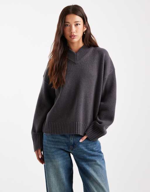 ASOS DESIGN high v lambswool jumper in charcoal