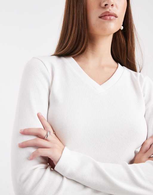 ASOS DESIGN high v-neck long sleeve tee in ecru, 4 of 4